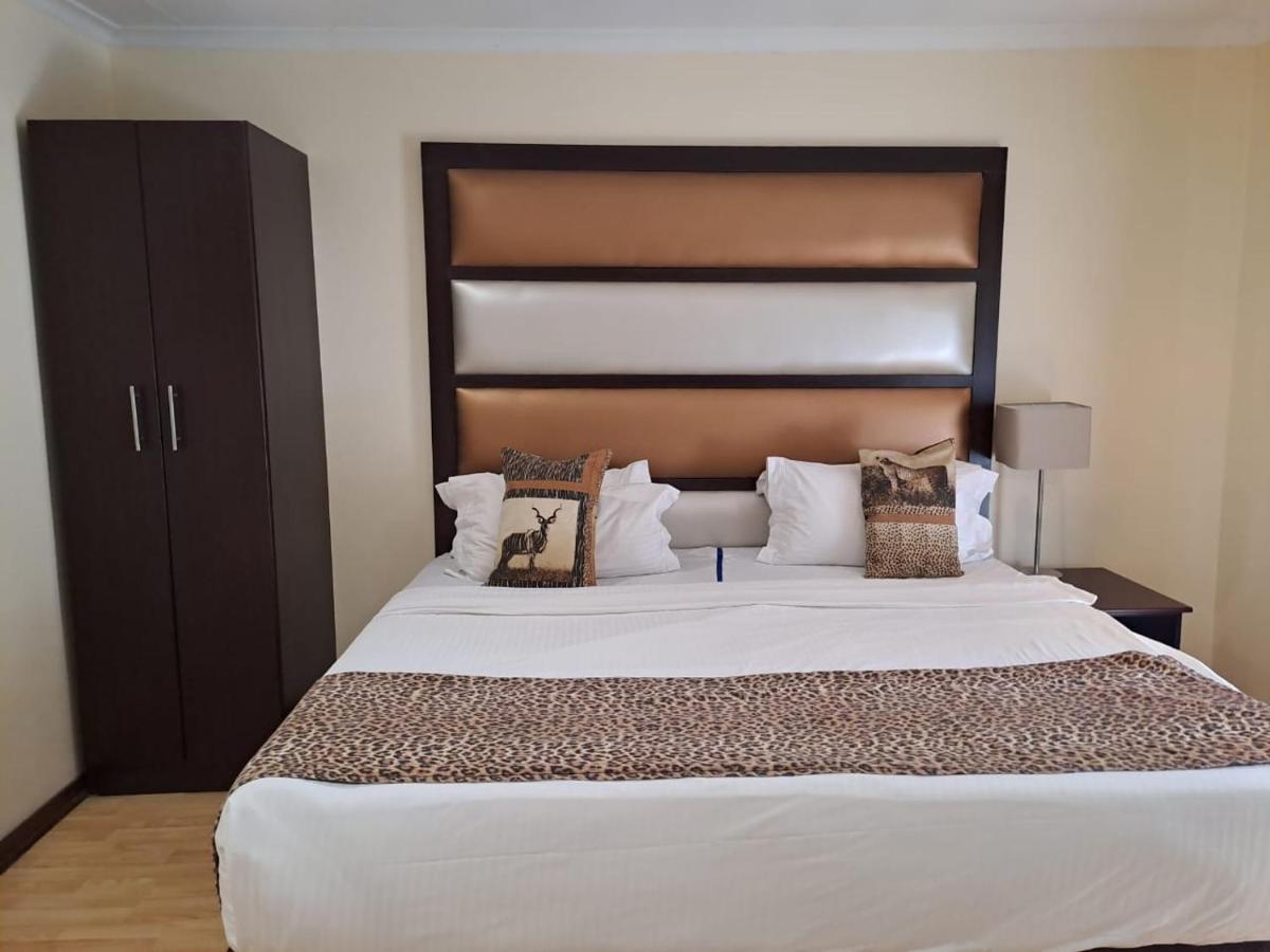 Ecotel Premier Lodge&Conference Centre Benoni Extérieur photo